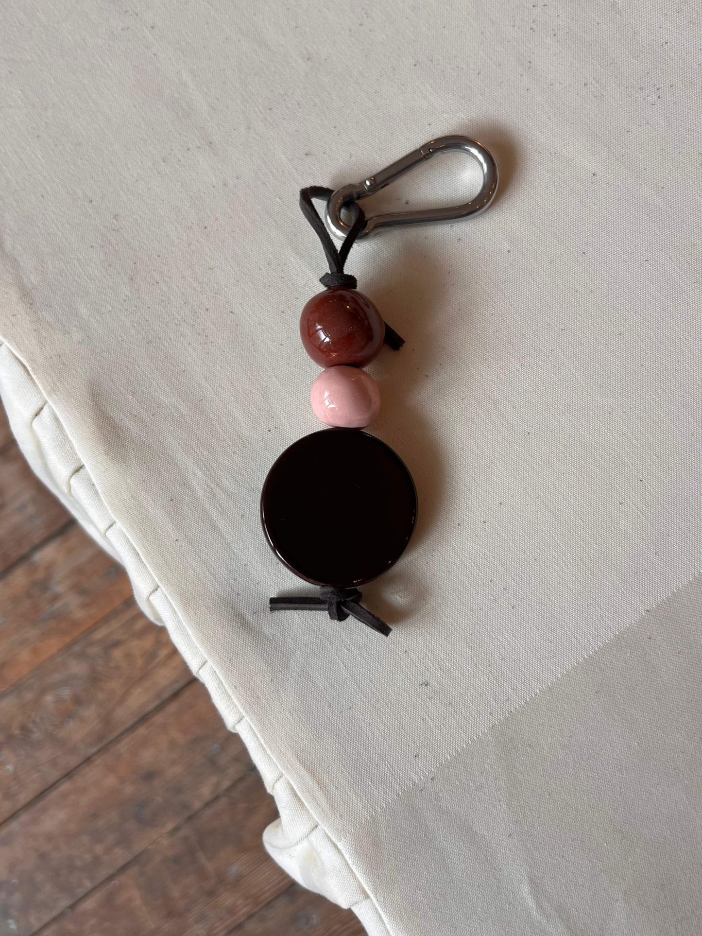 Keychain HAPPY • Eggplant