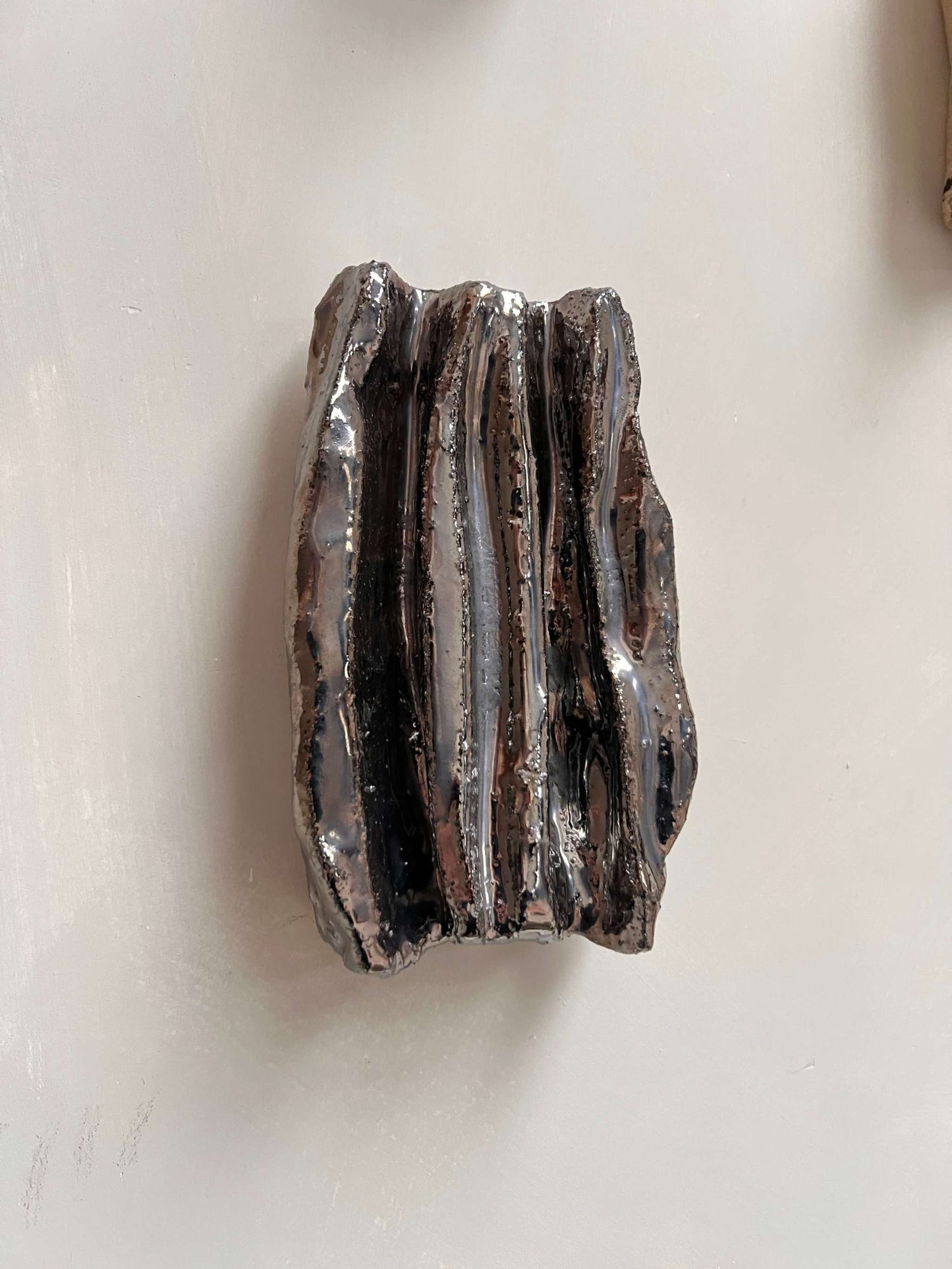 OBJETS DE NOYER - METAL 04