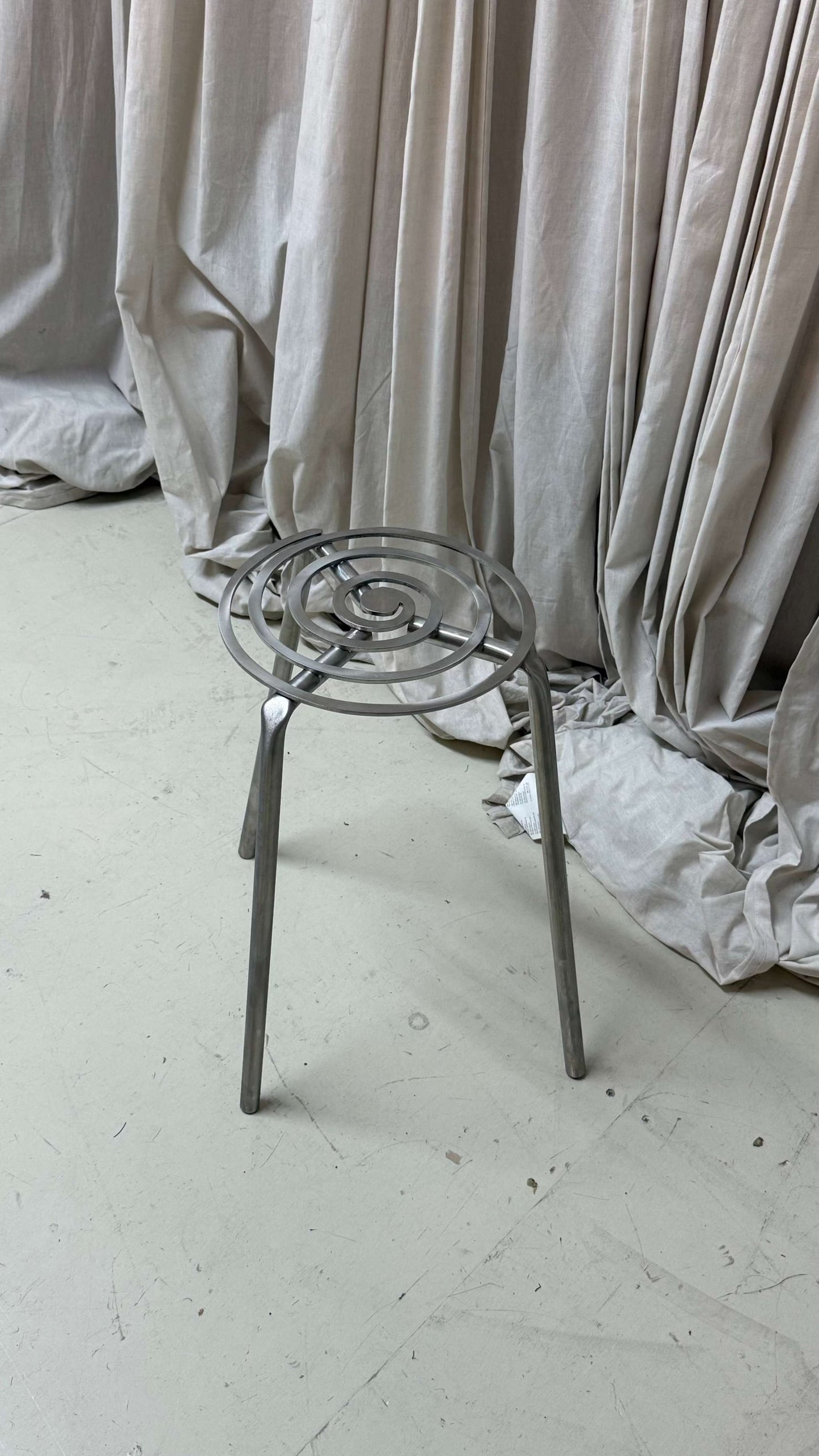 Spiral stool - Sample