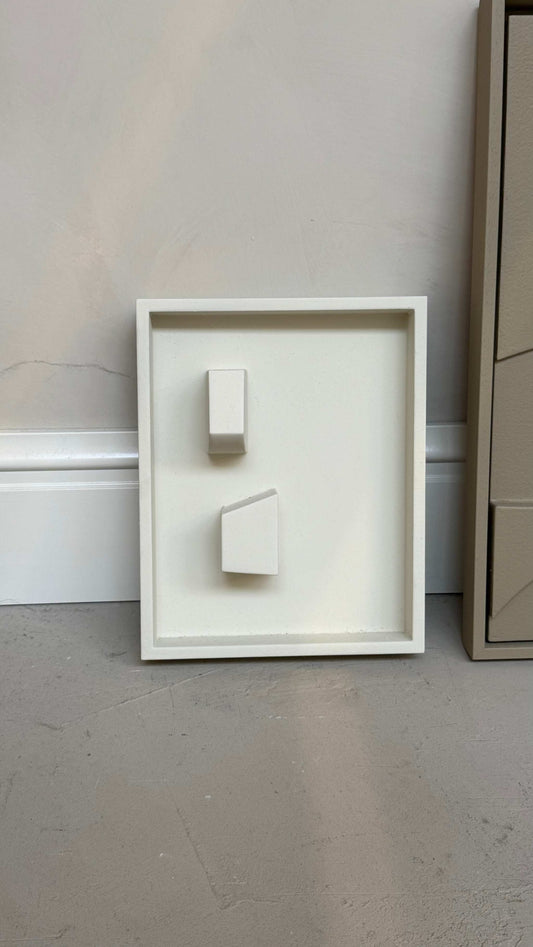 PLAY artwork - 30 x 24 cm - Off-White