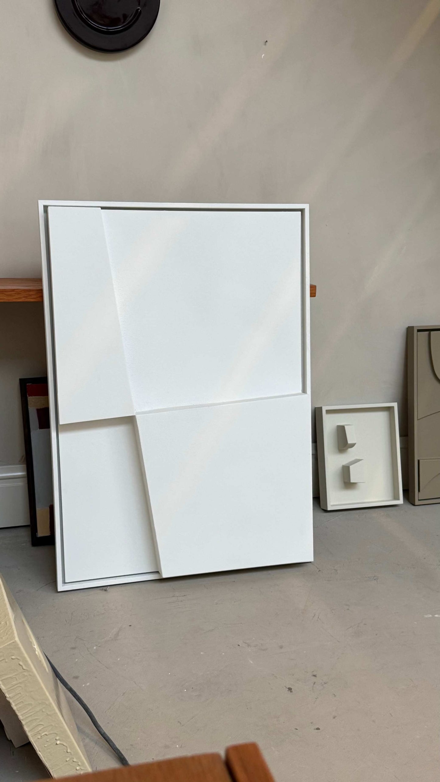 #6.1 - 85 x 60 cm - White