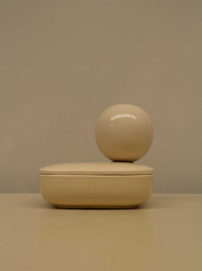 Ceramic box 'BOULE' set of 5 in Cognac 03, handmade for storing jewelry and trinkets.