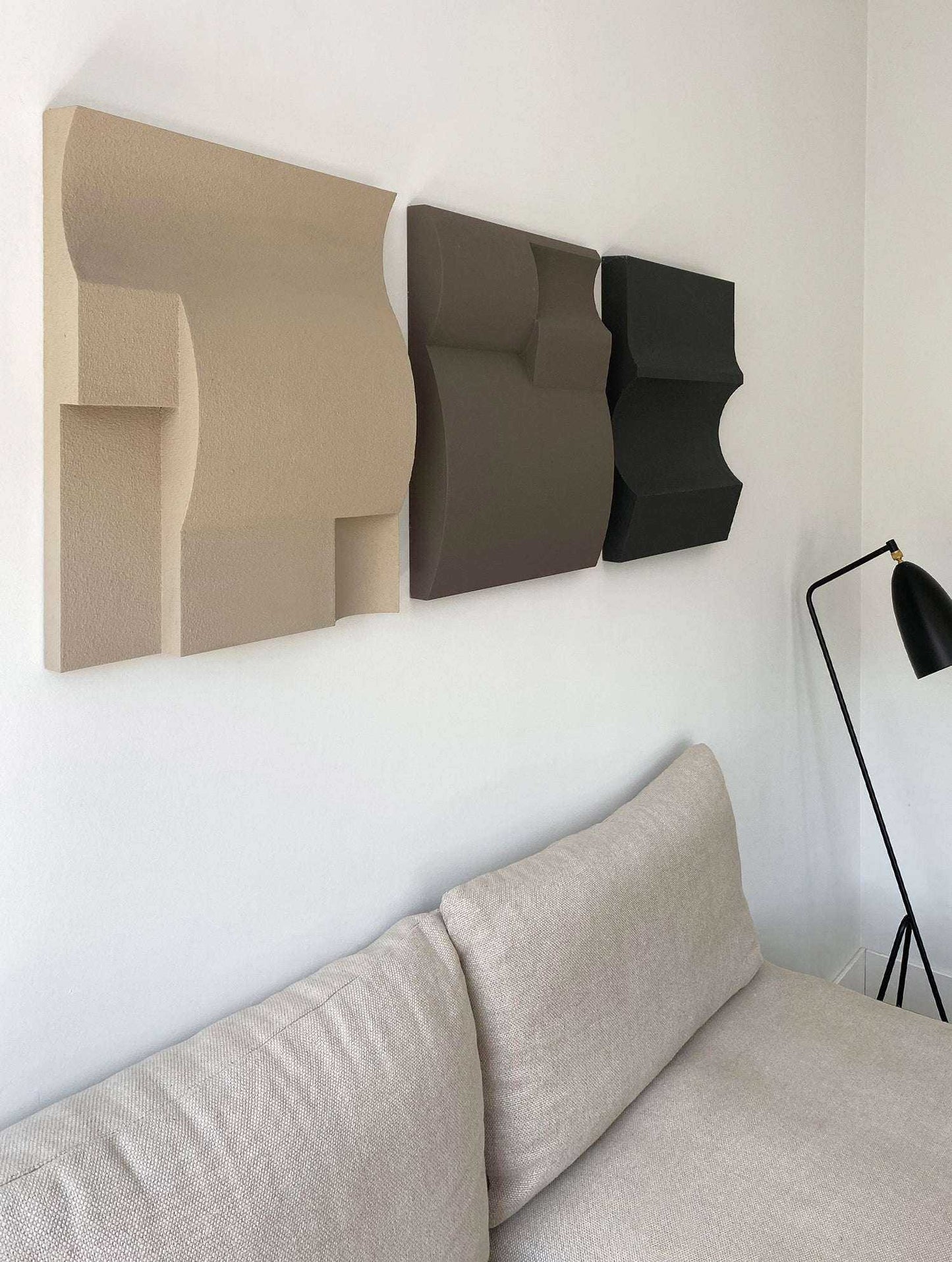 Modern art shapes wall pieces in Dark Fog, Attic, and Anthracite, hand-made from eco-friendly PLA.