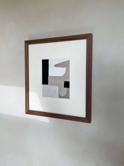 Art print titled 'Gisèle' displayed in a wooden frame with a 1 cm white border.