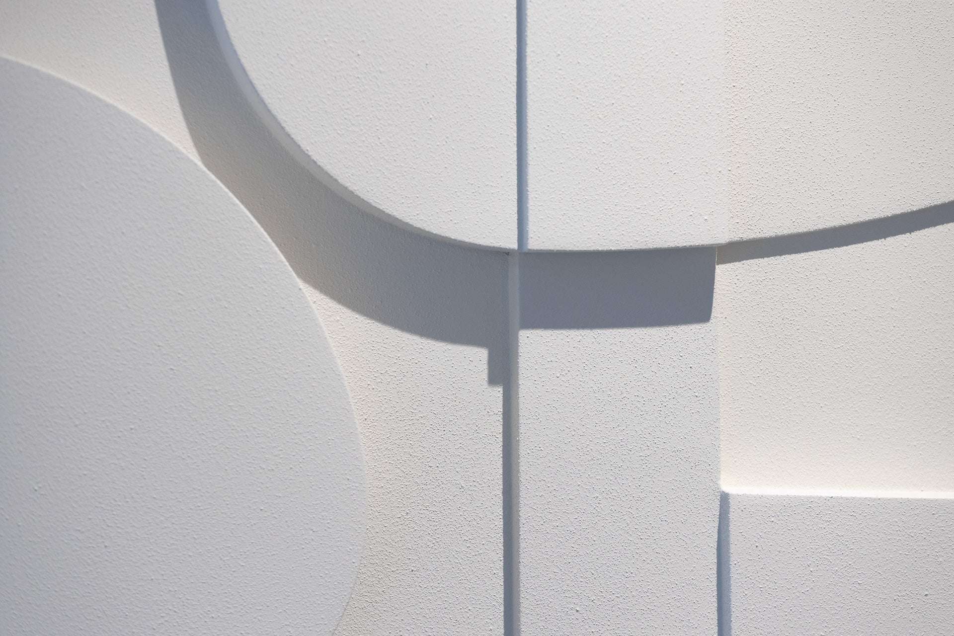 Abstract textured art piece "#2.1 Blanche" with geometric shapes in neutral tones, hand-made from biodegradable PLA.